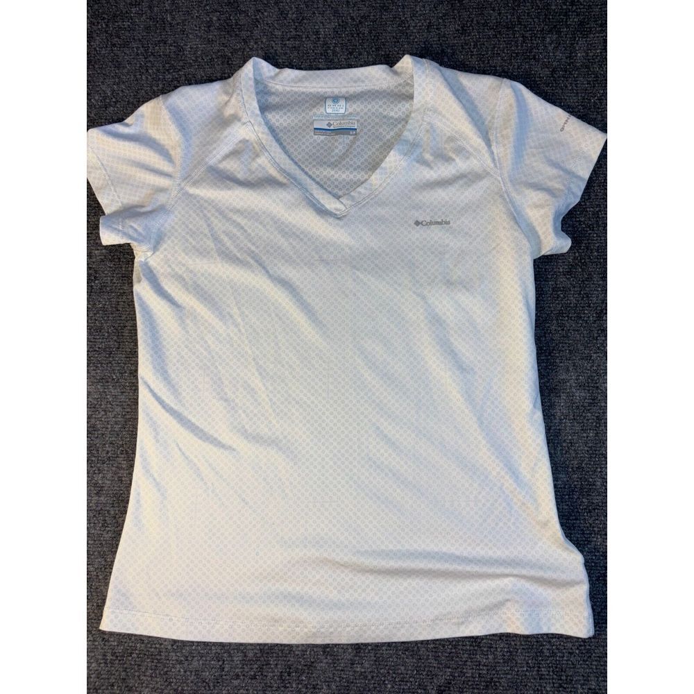 Columbia Shirt Womens Petite S White Polka Dot Short Sleeve V Neck Logo Pullover